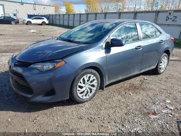 2T1BURHE5HC888327 2017 TOYOTA COROLLA - Image 2