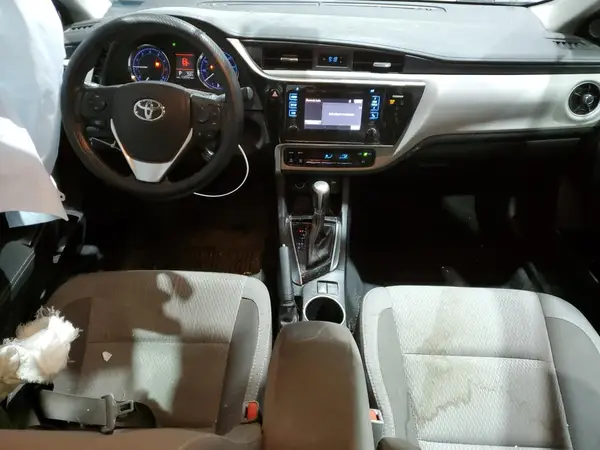 2T1BURHE5HC888960 2017 TOYOTA COROLLA - Image 8