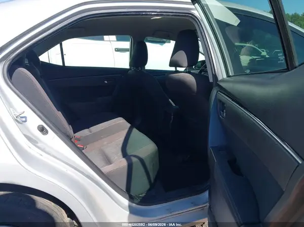 2T1BURHE5HC894757 2017 TOYOTA COROLLA - Image 8