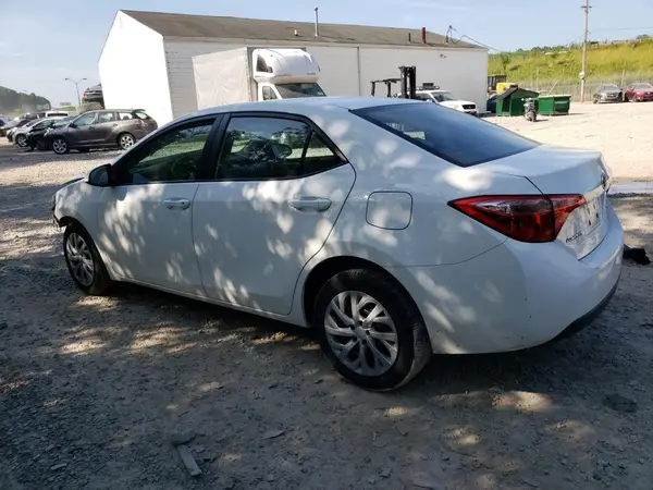 2T1BURHE5HC899330 2017 TOYOTA COROLLA - Image 2