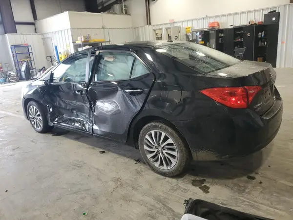 2T1BURHE5HC899845 2017 TOYOTA COROLLA - Image 2