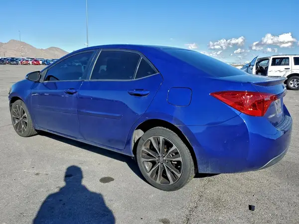2T1BURHE5HC899912 2017 TOYOTA COROLLA - Image 2