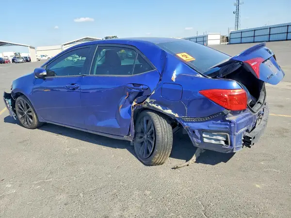 2T1BURHE5HC901674 2017 TOYOTA COROLLA - Image 2
