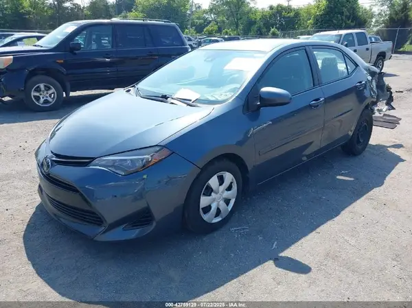 2T1BURHE5HC909385 2017 TOYOTA COROLLA - Image 2