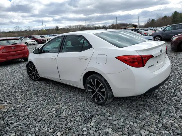 2T1BURHE5HC909404 2017 TOYOTA COROLLA - Image 2