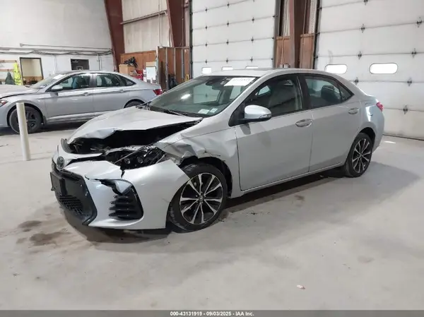 2T1BURHE5HC911458 2017 TOYOTA COROLLA - Image 2