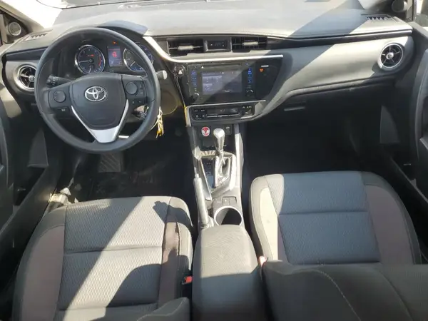 2T1BURHE5HC915073 2017 TOYOTA COROLLA - Image 8