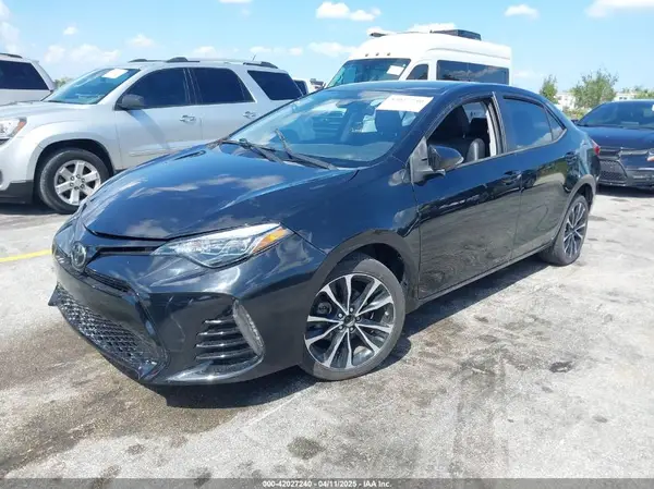 2T1BURHE5HC916482 2017 TOYOTA COROLLA - Image 2