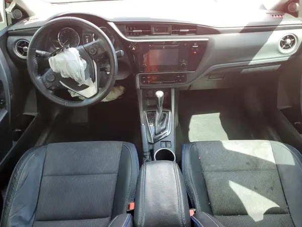 2T1BURHE5HC916689 2017 TOYOTA COROLLA - Image 8
