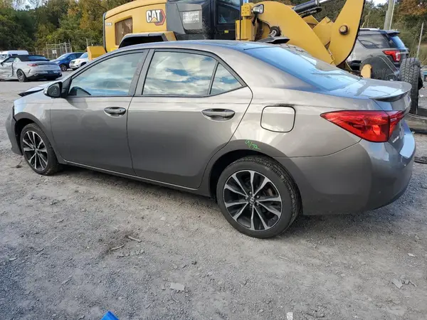 2T1BURHE5HC917325 2017 TOYOTA COROLLA - Image 2
