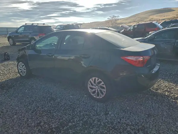 2T1BURHE5HC919477 2017 TOYOTA COROLLA - Image 2
