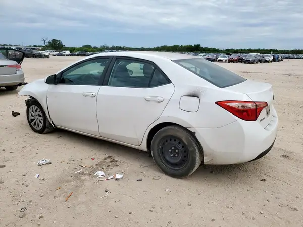 2T1BURHE5HC923674 2017 TOYOTA COROLLA - Image 2