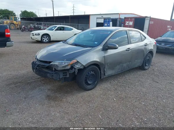 2T1BURHE5HC929846 2017 TOYOTA COROLLA - Image 2
