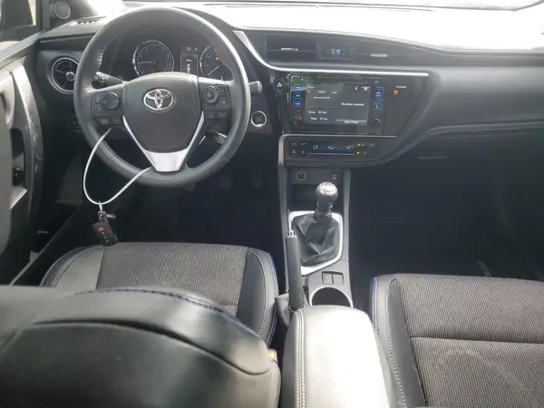 2T1BURHE5HC930897 2017 TOYOTA COROLLA - Image 8