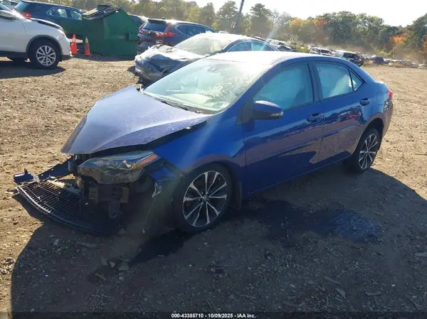 2T1BURHE5HC938207 2017 TOYOTA COROLLA - Image 2