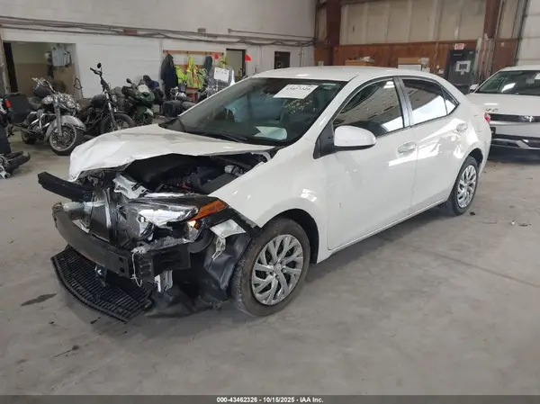 2T1BURHE5HC939910 2017 TOYOTA COROLLA - Image 2