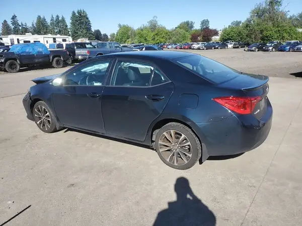 2T1BURHE5HC940426 2017 TOYOTA COROLLA - Image 2