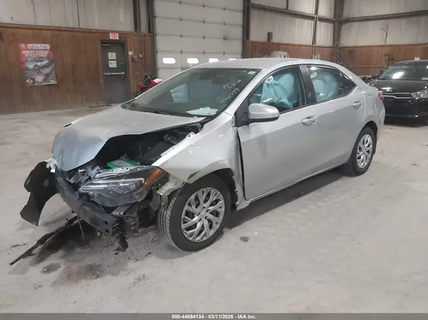2T1BURHE5HC941799 2017 TOYOTA COROLLA - Image 2