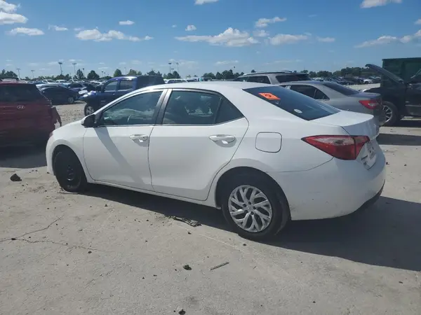 2T1BURHE5HC944315 2017 TOYOTA COROLLA - Image 2