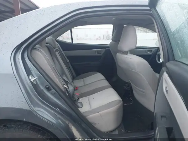 2T1BURHE5HC944847 2017 TOYOTA COROLLA - Image 8