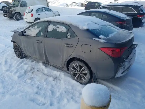 2T1BURHE5HC947473 2017 TOYOTA COROLLA - Image 2