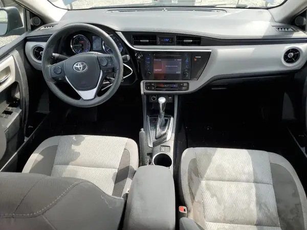 2T1BURHE5HC950146 2017 TOYOTA COROLLA - Image 8