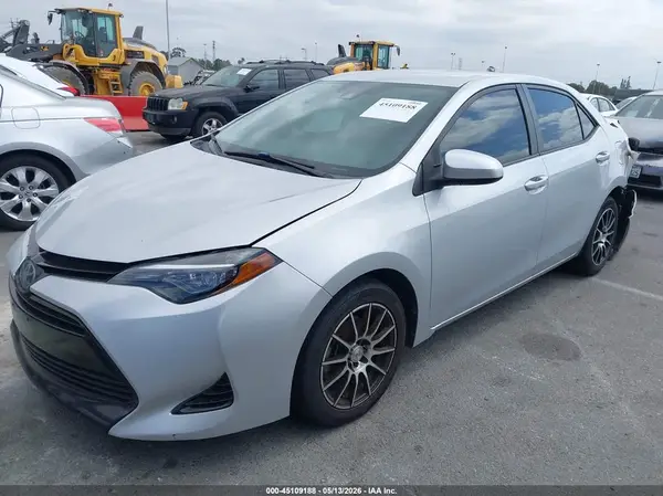 2T1BURHE5HC952169 2017 TOYOTA COROLLA - Image 2