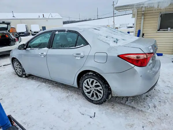 2T1BURHE5HC952625 2017 TOYOTA COROLLA - Image 2