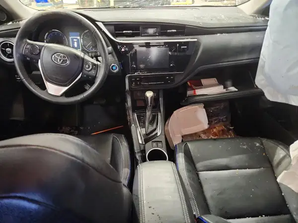 2T1BURHE5HC953015 2017 TOYOTA COROLLA - Image 8