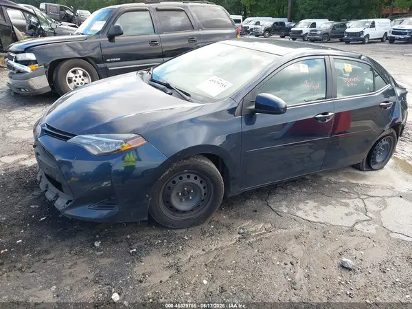 2T1BURHE5HC953483 2017 TOYOTA COROLLA - Image 2