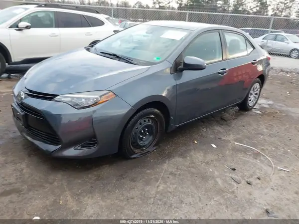 2T1BURHE5HC954326 2017 TOYOTA COROLLA - Image 2
