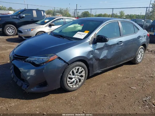 2T1BURHE5HC958344 2017 TOYOTA COROLLA - Image 2