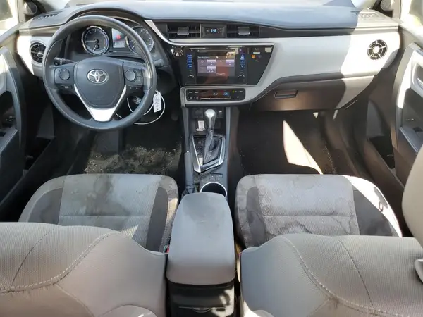 2T1BURHE5HC960403 2017 TOYOTA COROLLA - Image 8