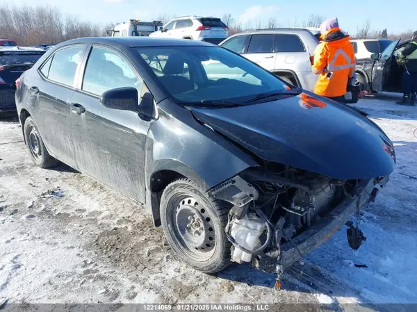 2T1BURHE5HC961518 2017 TOYOTA COROLLA - Image 1