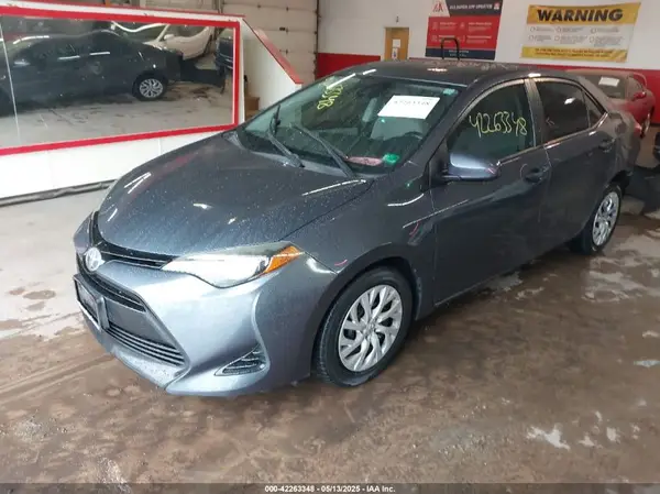 2T1BURHE5HC963270 2017 TOYOTA COROLLA - Image 2