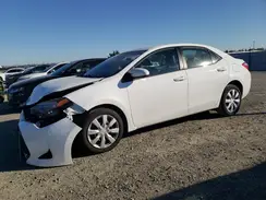 2T1BURHE5JC001542 2018 TOYOTA COROLLA