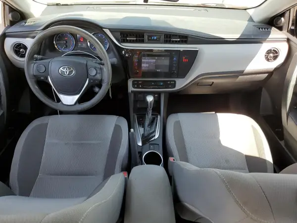 2T1BURHE5JC007499 2018 TOYOTA COROLLA - Image 8