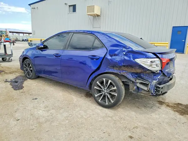 2T1BURHE5JC008118 2018 TOYOTA COROLLA - Image 2