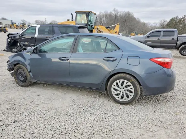 2T1BURHE5JC011195 2018 TOYOTA COROLLA - Image 2