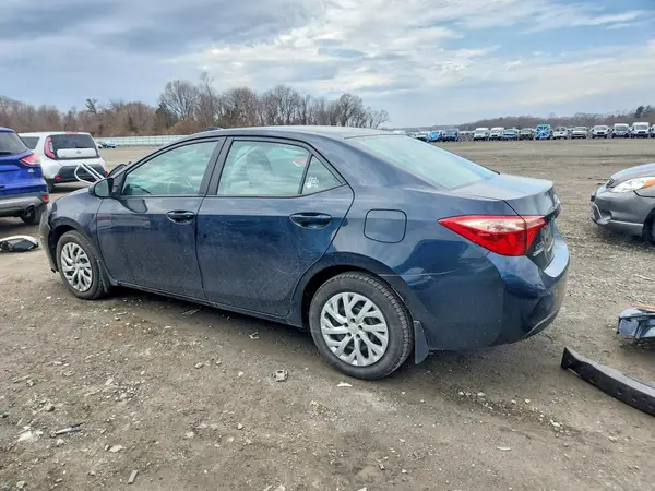 2T1BURHE5JC016414 2018 TOYOTA COROLLA - Image 2