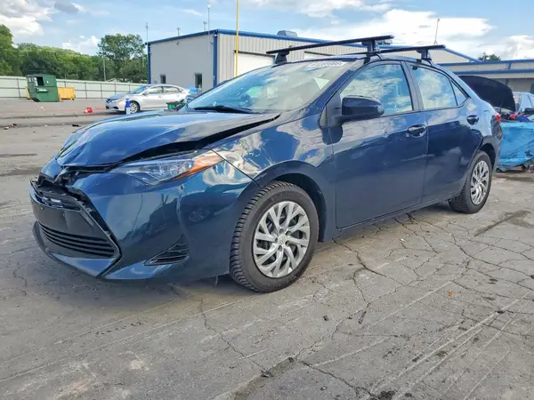 2T1BURHE5JC018390 2018 TOYOTA COROLLA - Image 1