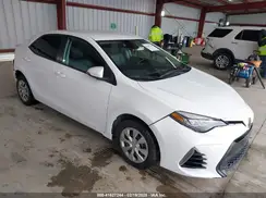 2T1BURHE5JC022133 2018 TOYOTA COROLLA