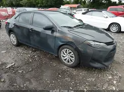 2T1BURHE5JC025517 2018 TOYOTA COROLLA