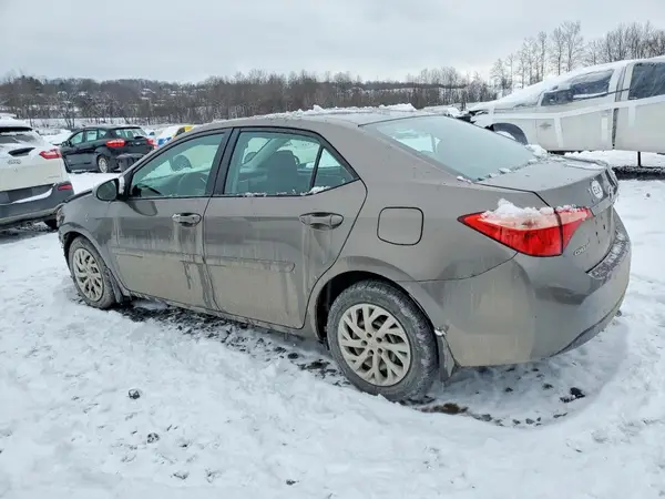2T1BURHE5JC027171 2018 TOYOTA COROLLA - Image 2
