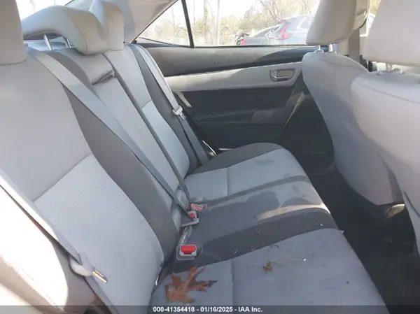 2T1BURHE5JC027414 2018 TOYOTA COROLLA - Image 8
