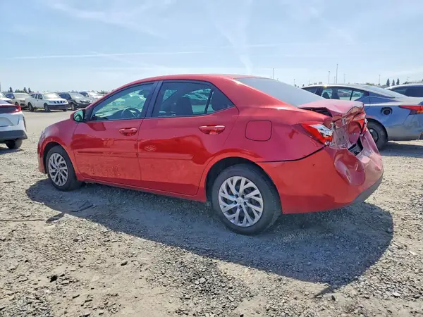 2T1BURHE5JC027686 2018 TOYOTA COROLLA - Image 2
