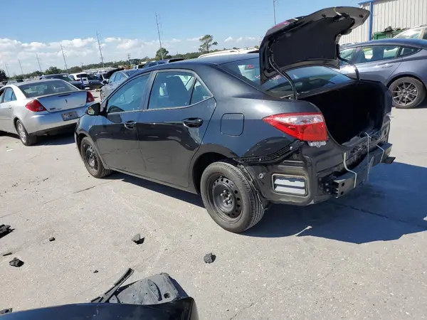 2T1BURHE5JC028305 2018 TOYOTA COROLLA - Image 2