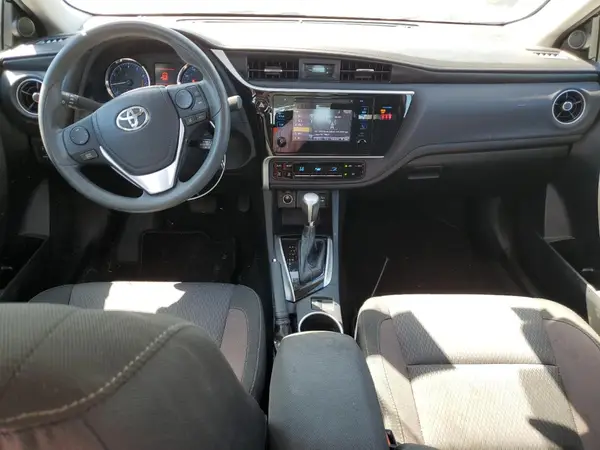 2T1BURHE5JC028305 2018 TOYOTA COROLLA - Image 8