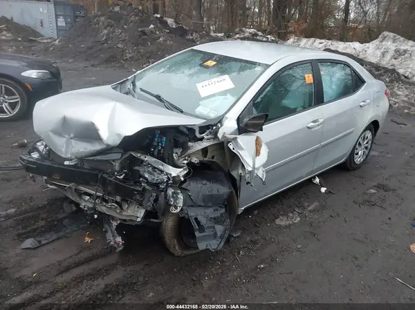 2T1BURHE5JC028739 2018 TOYOTA COROLLA - Image 2
