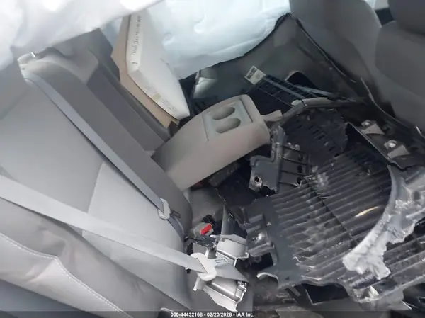 2T1BURHE5JC028739 2018 TOYOTA COROLLA - Image 8